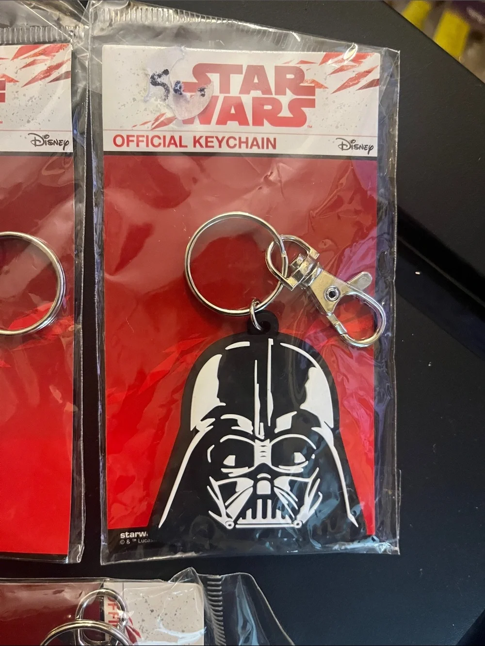 4 pc Star Wars Brand New Keychain set